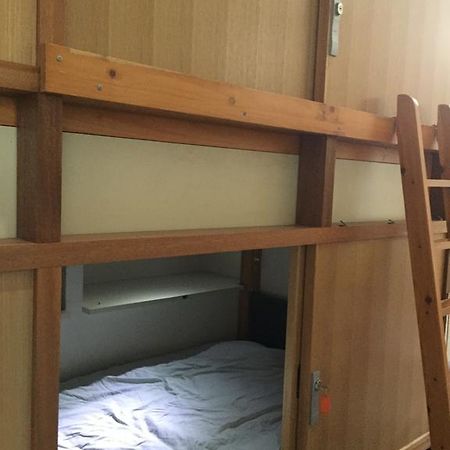 Capsule Dormitory Orion Tomari Екстер'єр фото