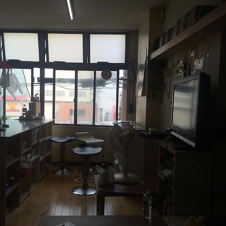 Capsule Dormitory Orion Tomari Екстер'єр фото