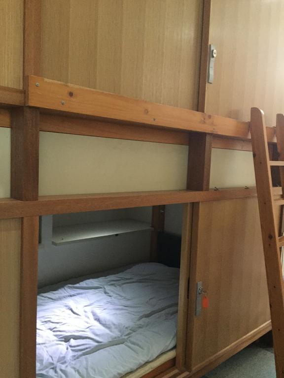 Capsule Dormitory Orion Tomari Екстер'єр фото