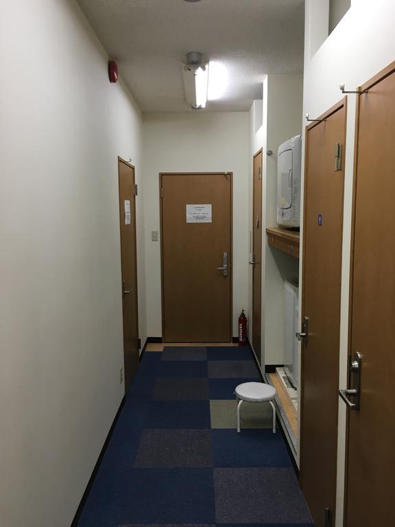 Capsule Dormitory Orion Tomari Екстер'єр фото